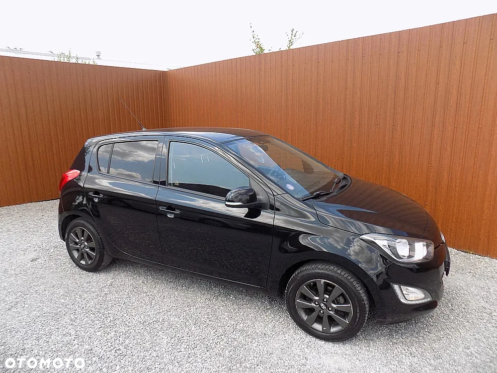 Hyundai i20 1.2 GO - 27