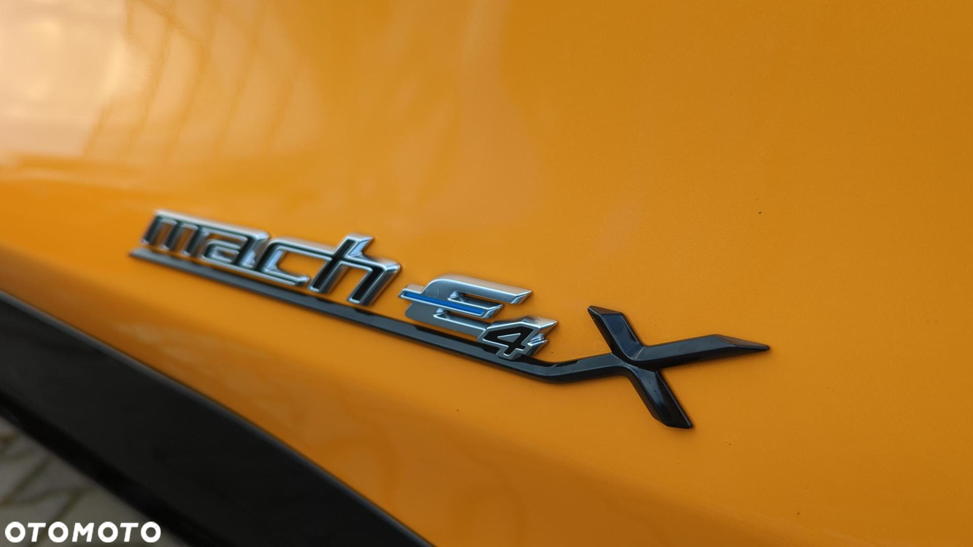 Ford Mustang Mach-E AWD GT - 13