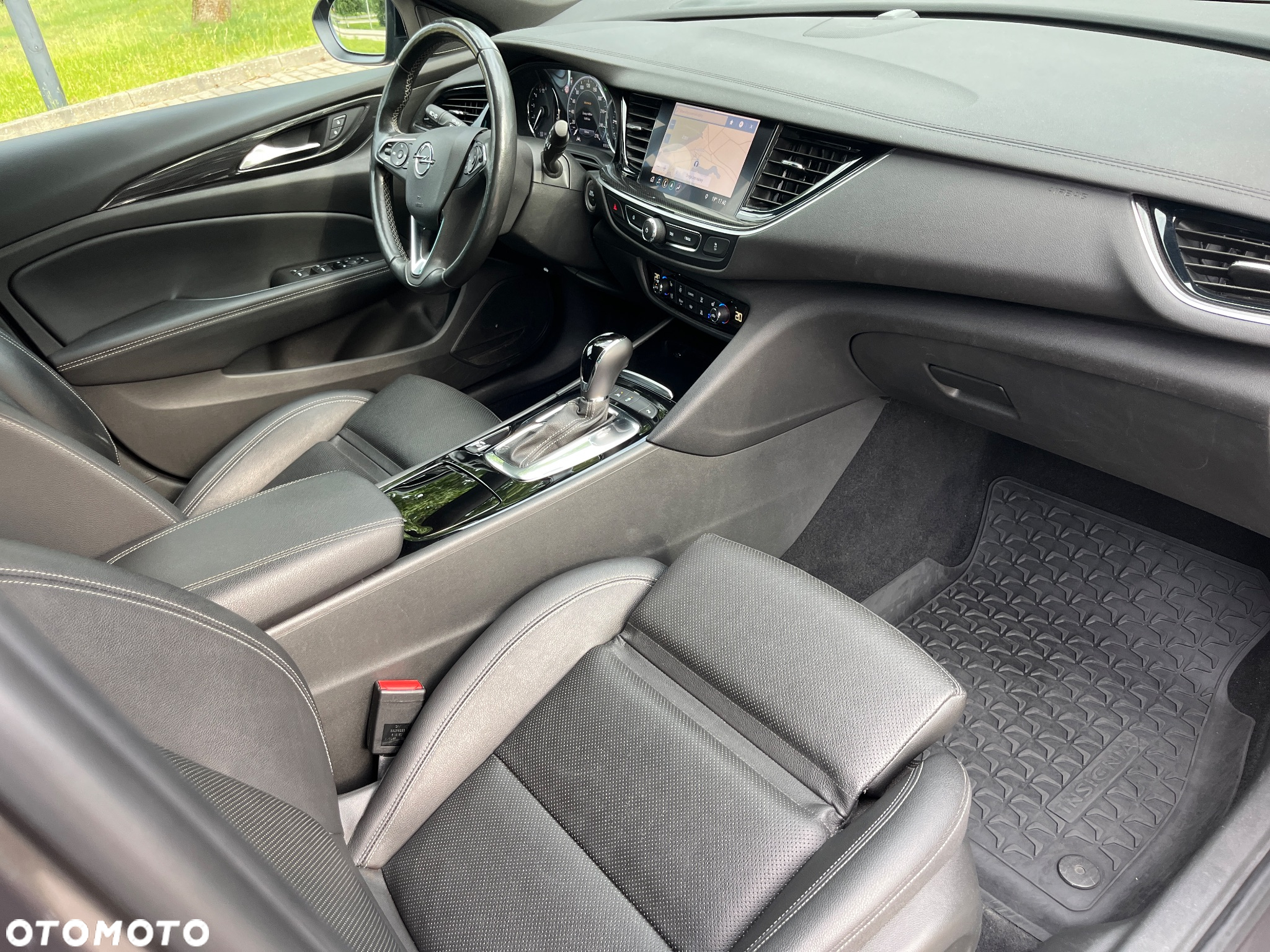 Opel Insignia - 31