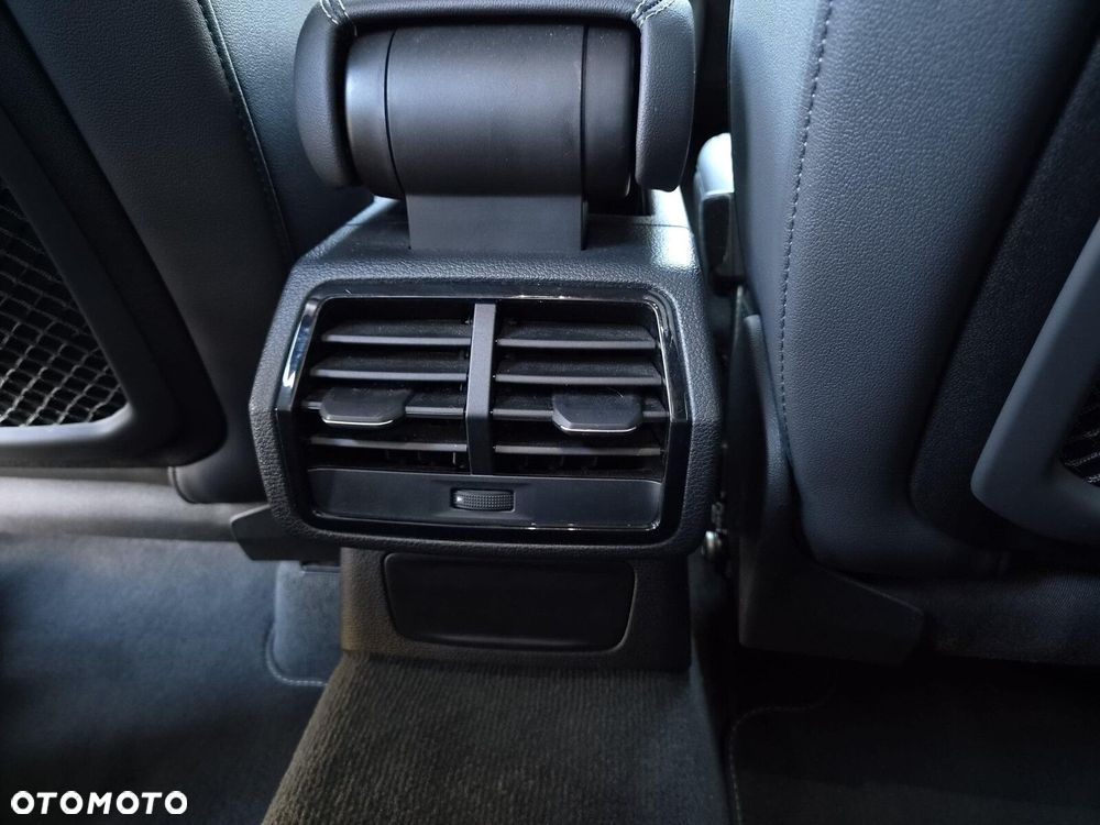 Audi Q3 Sportback 40 TFSI Quattro S-Line S tronic - 25
