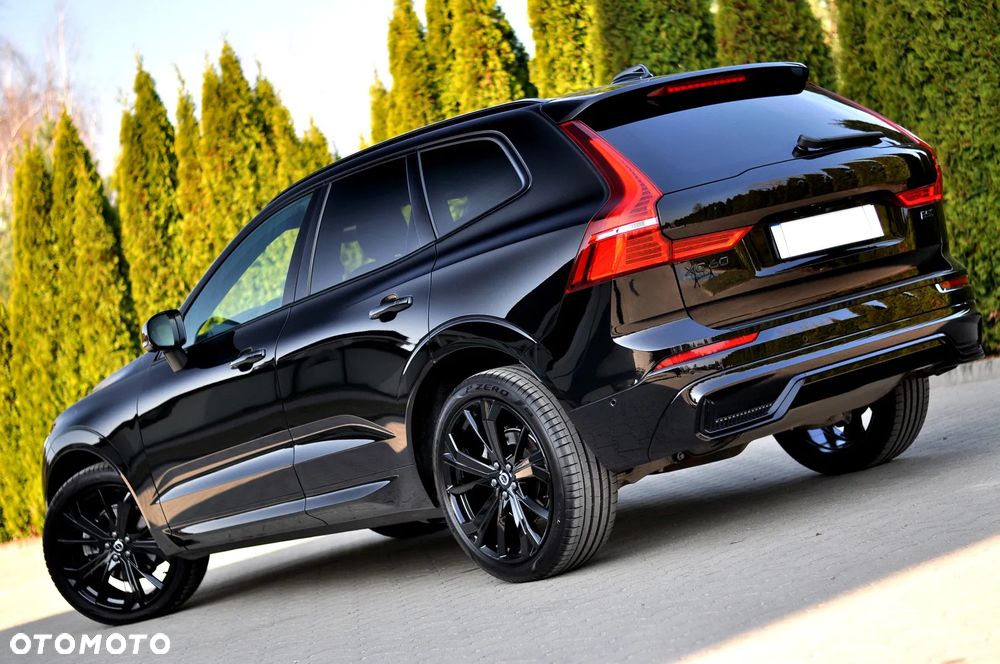 Volvo XC 60 B5 B AWD Plus Black Edition - 10