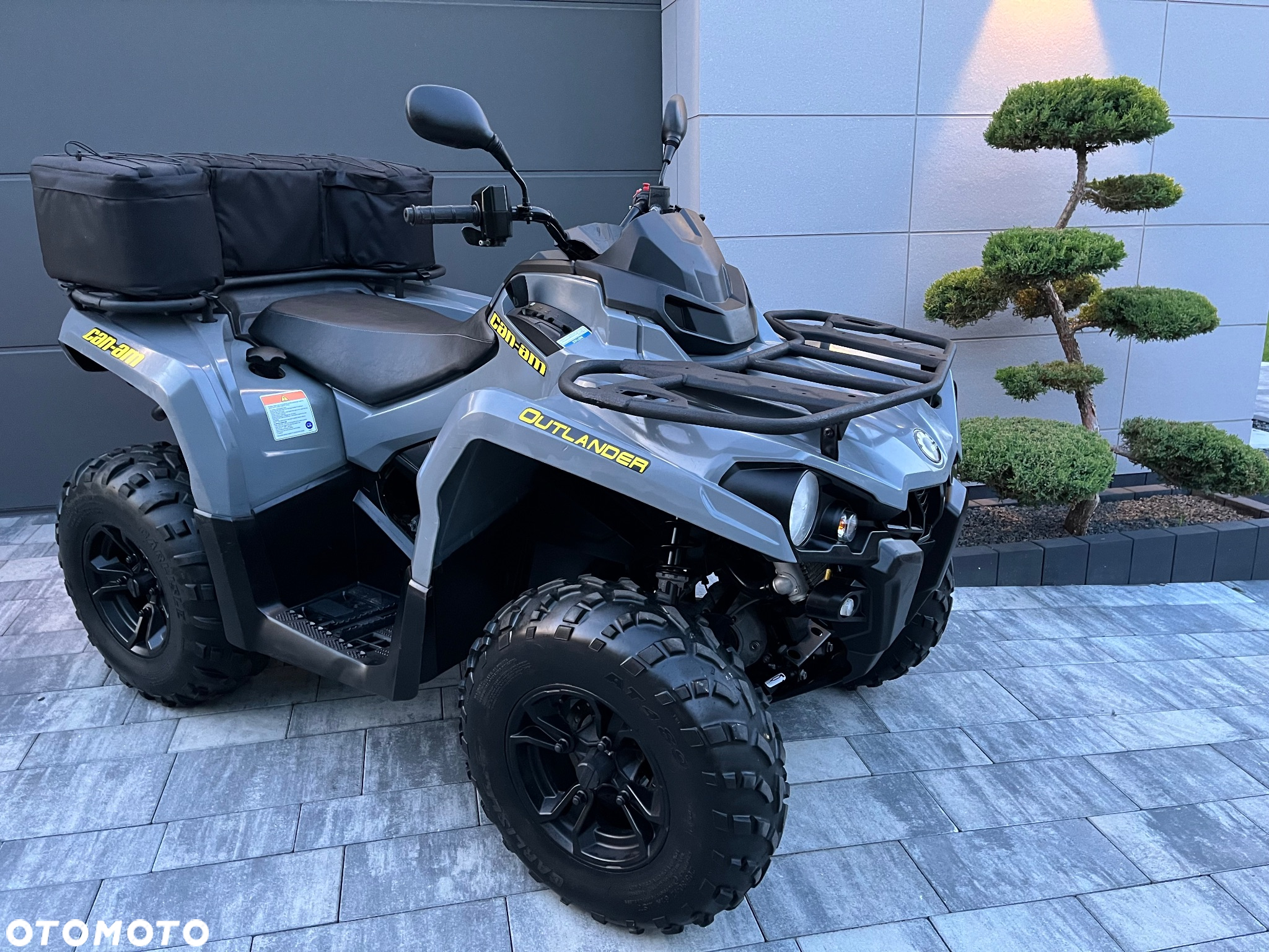 Can-Am Outlander
