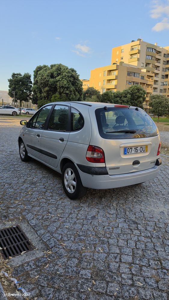 Renault Scénic 1.4 16V RXE AC - 5
