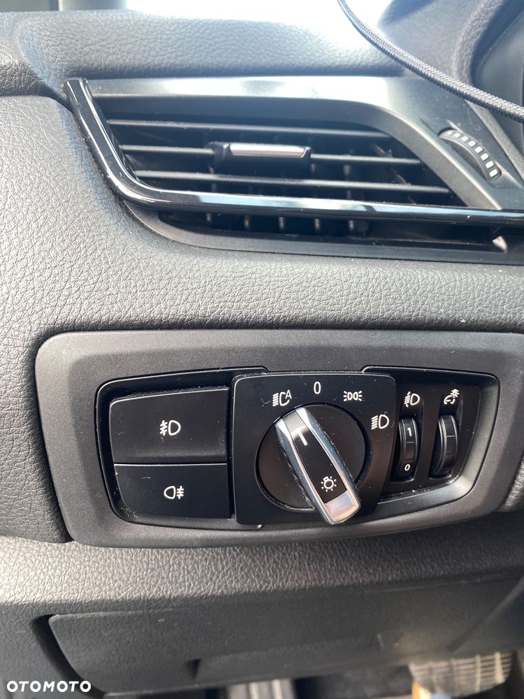 BMW Seria 2 218i - 19