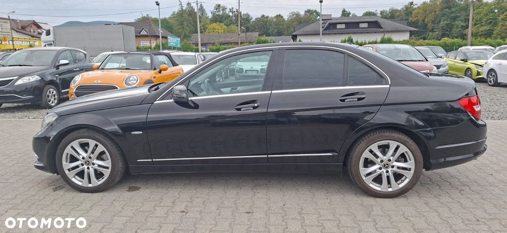Mercedes-Benz Klasa C 200 CDI DPF (BlueEFFICIENCY) Avantgarde - 6