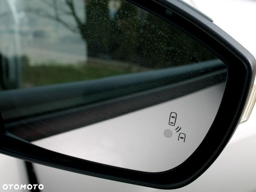 Ford Grand C-MAX - 20