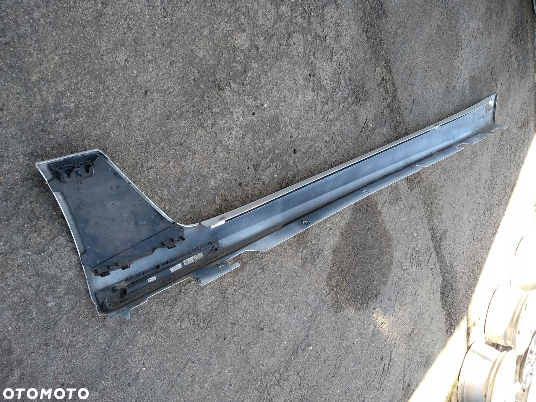 Listwa próg prawy BMW 6 G32 GT - 7