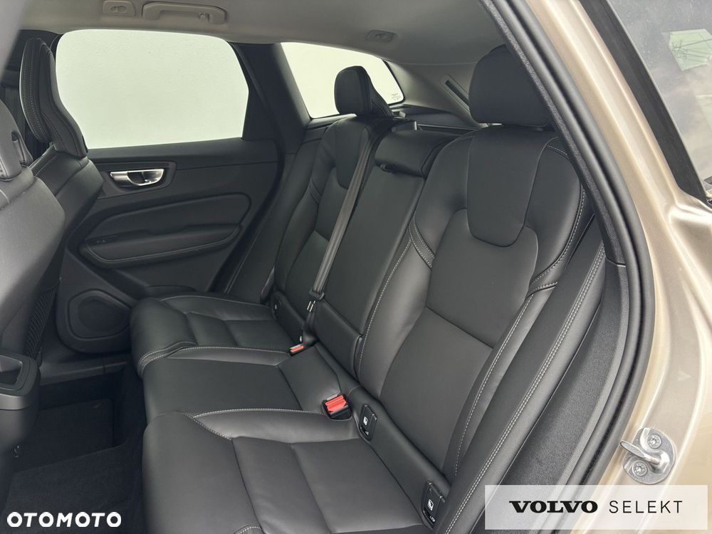 Volvo XC 60 - 22