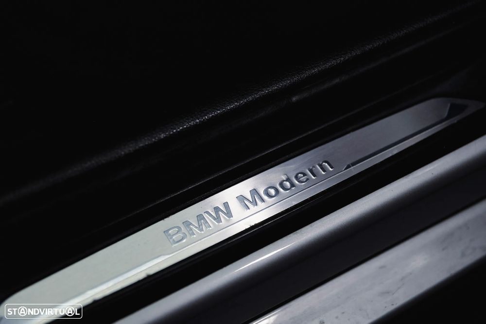 BMW 320 d Touring Auto Line Modern - 9