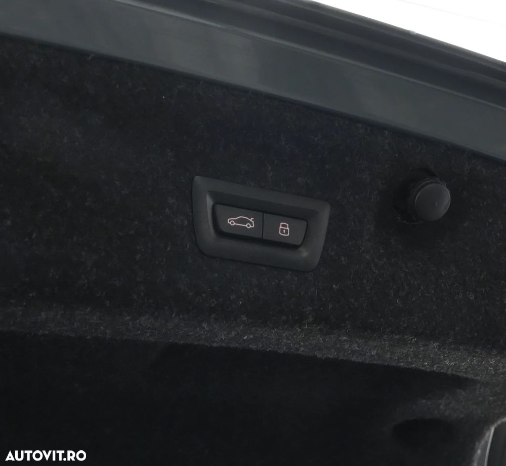 BMW M4 M440i xDrive AT MHEV - 29