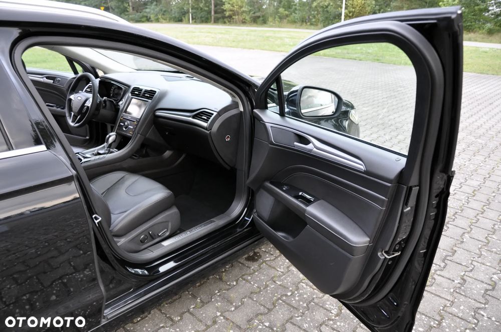 Ford Mondeo 2.0 TDCi Titanium PowerShift - 21