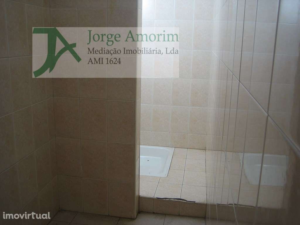 Armazém 450 m2. 3 frentes. - Grande imagem: 5/5