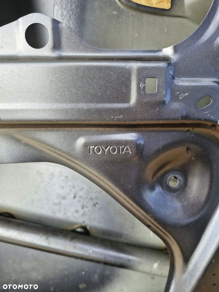 TOYOTA HILUX VIII 2015-> DRZWI PRAWE TYŁ - 6