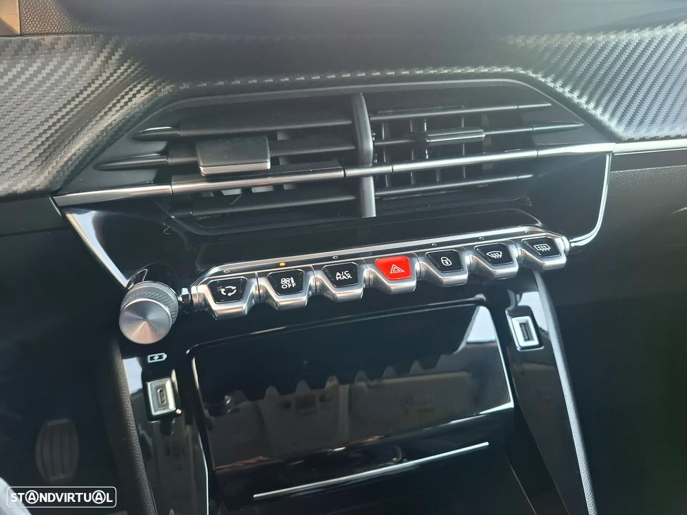 Peugeot 208 PureTech 100 Allure Pack - 19