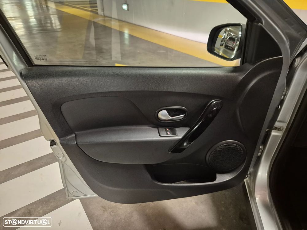 Dacia Sandero 0.9 TCe Stepway - 24