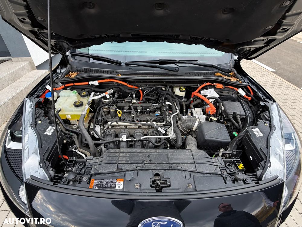 Ford Kuga - 7