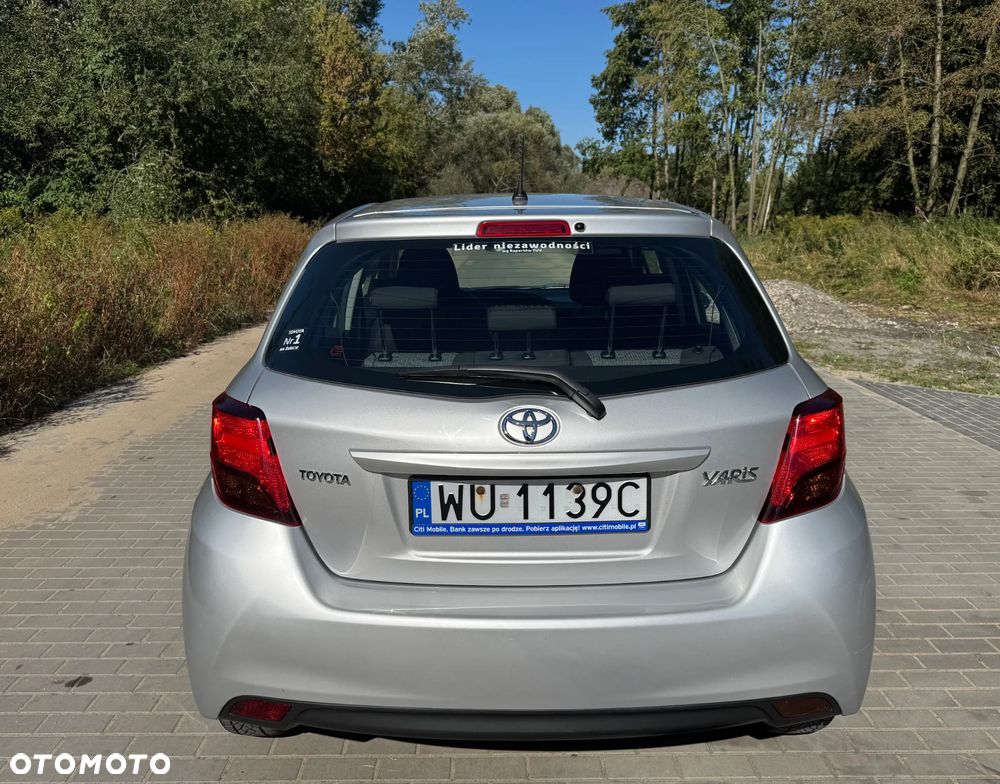 Toyota Yaris - 7