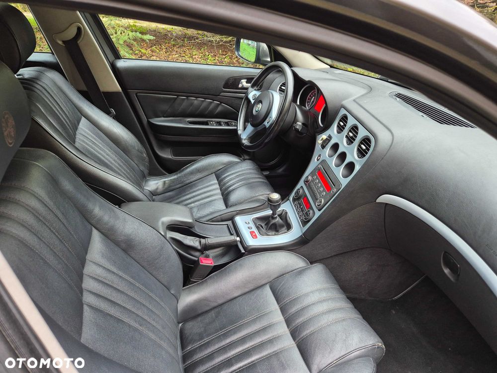 Alfa Romeo 159 - 7