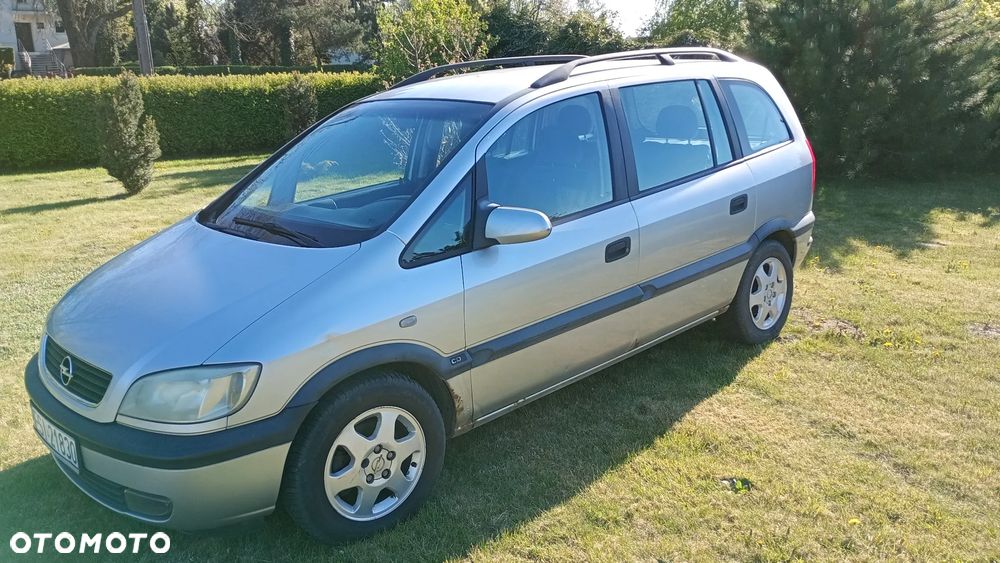 Opel Zafira 1.8 16V Comfort - 3
