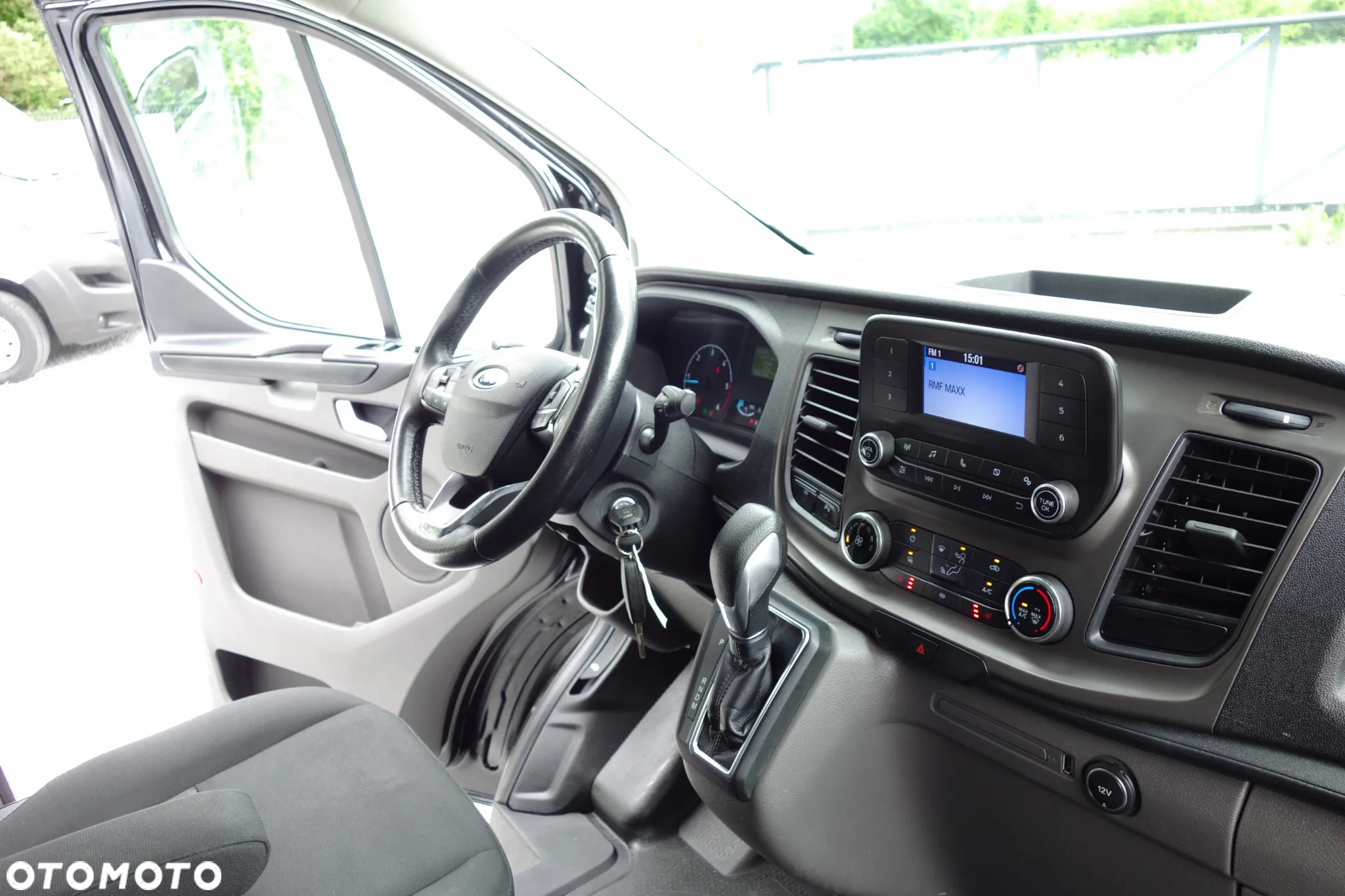 Ford Transit Custom Automat 2.0 Ecoblue 130 KM L2H2 Klima Webasto 2 x Drzwi Boczne - 21