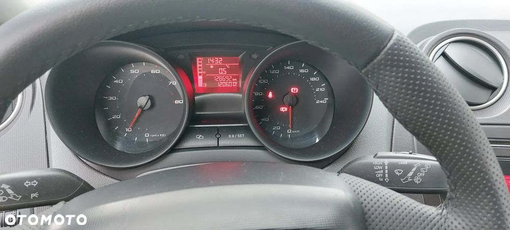 Seat Ibiza SC 1.2 Reference - 8