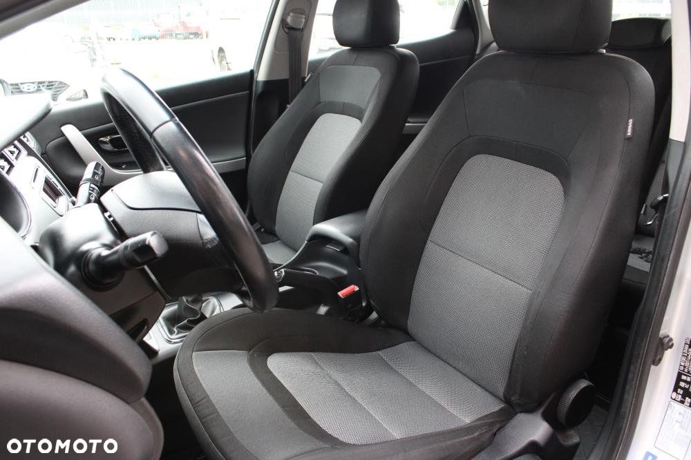 Kia Ceed - 22