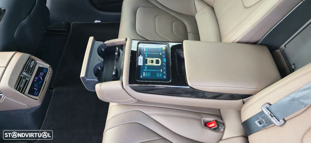 BYD Han 85.4 kWh AWD Executive - 28