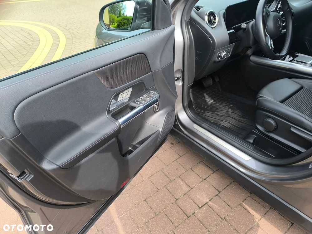 Mercedes-Benz GLA 200 d Style - 15