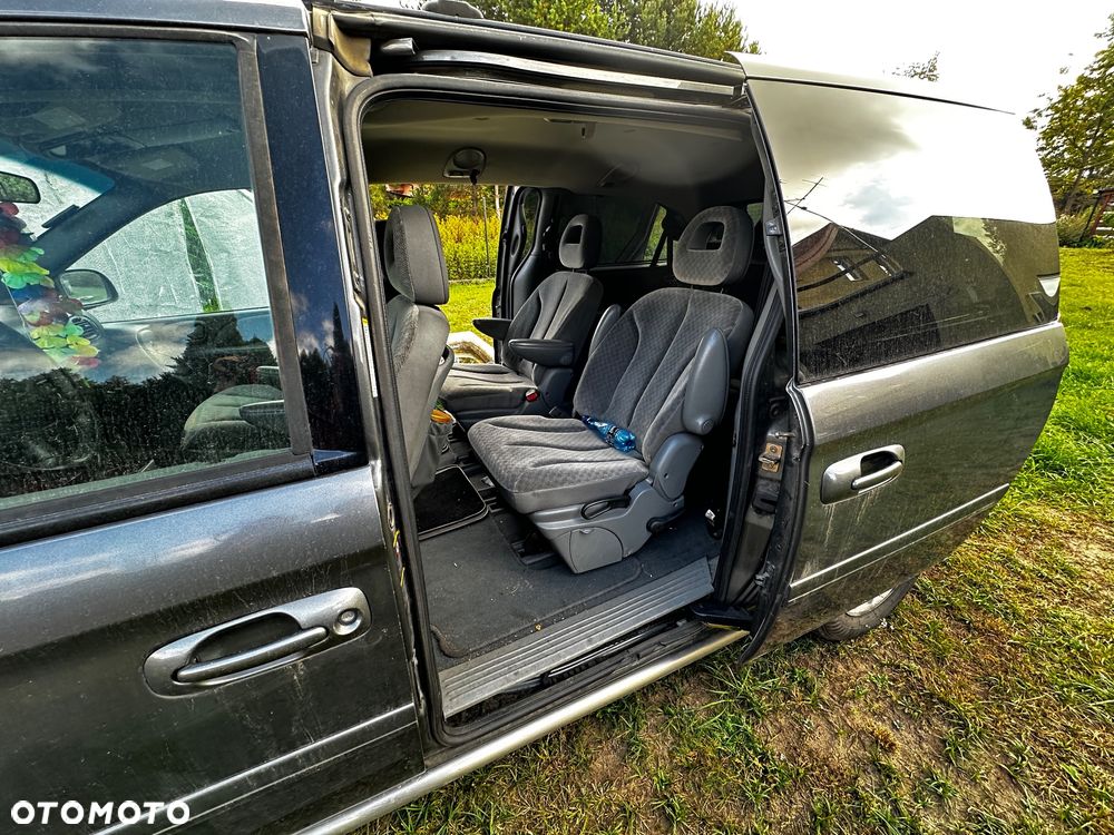 Chrysler Voyager 2.8 LX CRD - 9