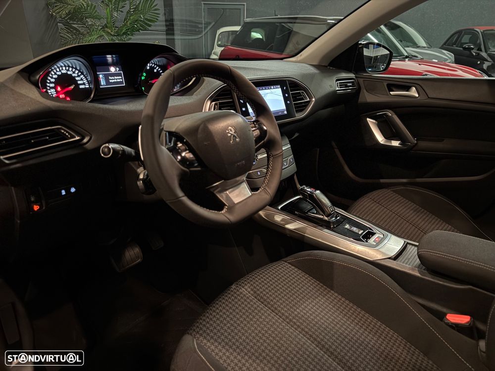 Peugeot 308 SW BlueHDi 130 EAT8 Style - 8