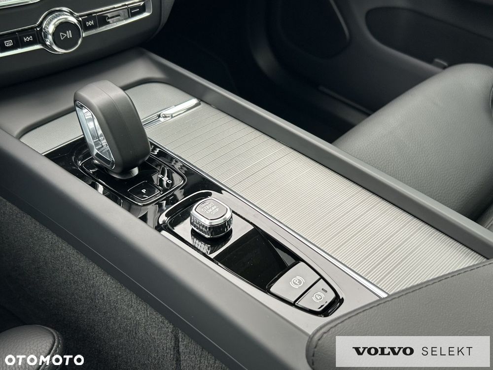 Volvo XC 60 - 26