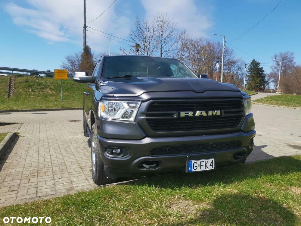 RAM 1500 5.7 Crew Cab Bighorn - 7