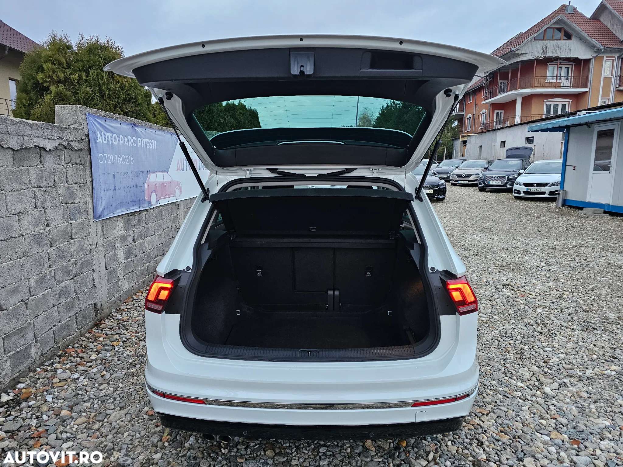 Volkswagen Tiguan 2.0 TDI SCR DSG R-Line - 7
