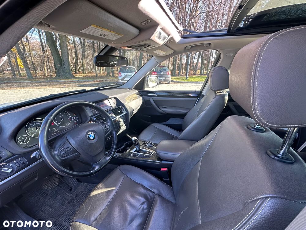 BMW X3 xDrive28i - 11