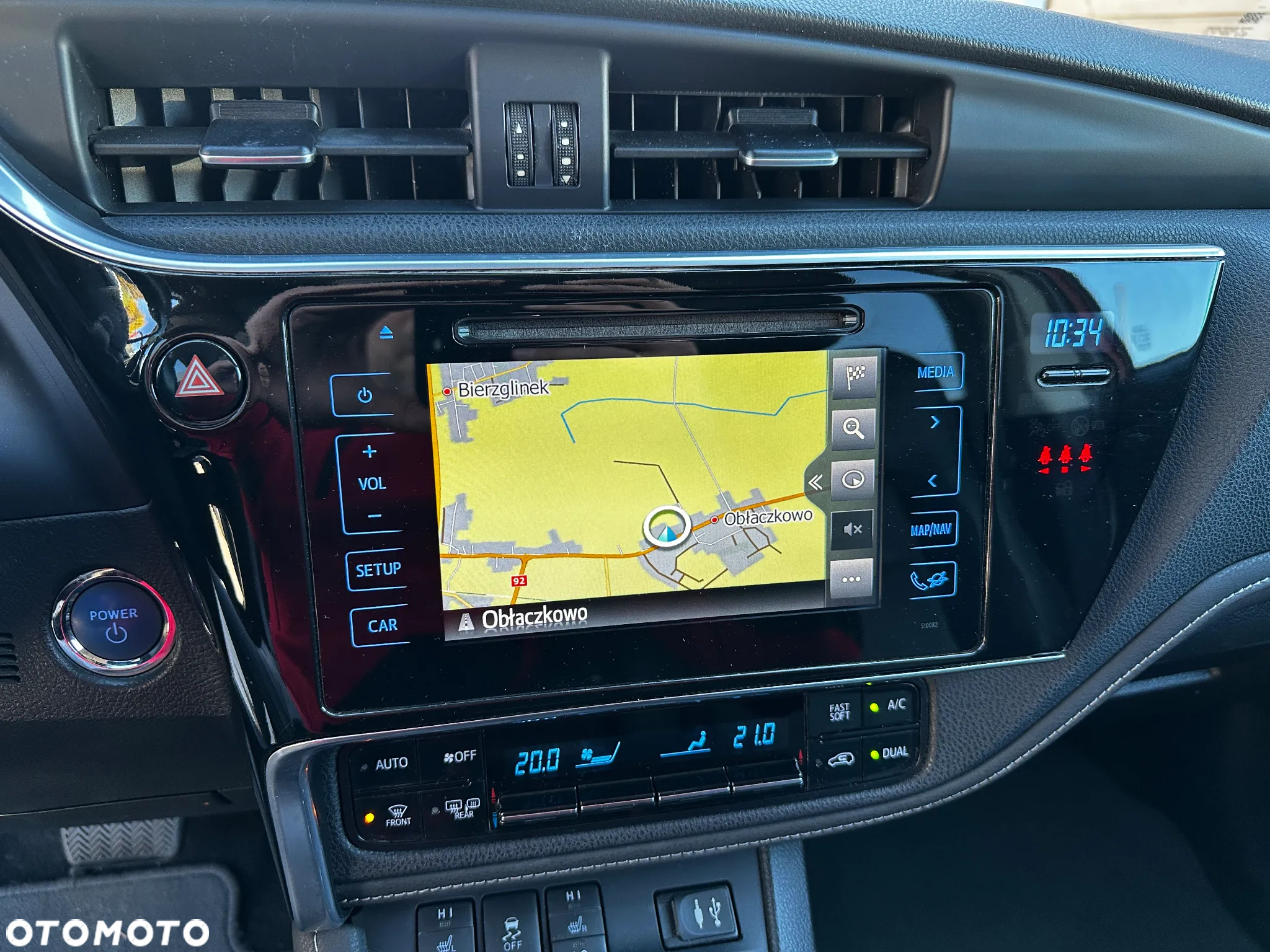 Toyota Auris - 13