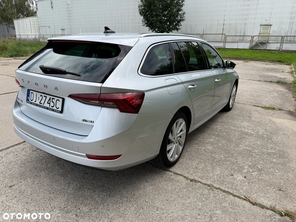 Skoda Octavia 2021 photo 4