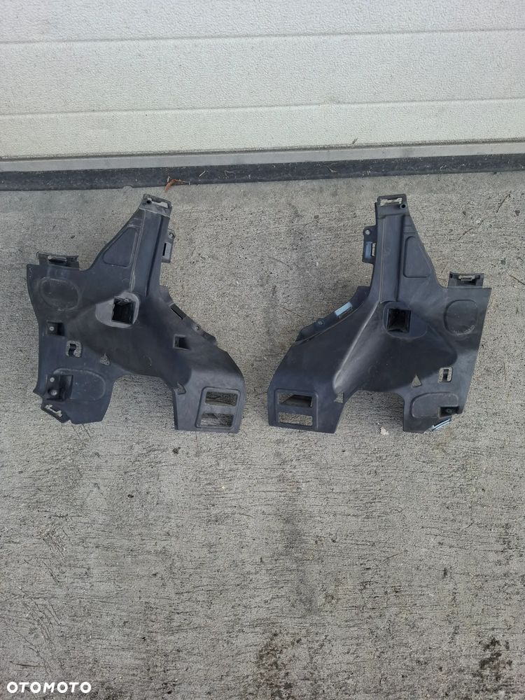 Volvo XC40 31449363 31449362 ślizg zderzaka mocowanie lewy prawy - 1