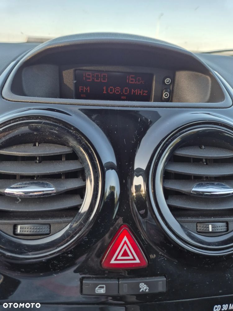 Opel Corsa 1.4 16V 111 - 15