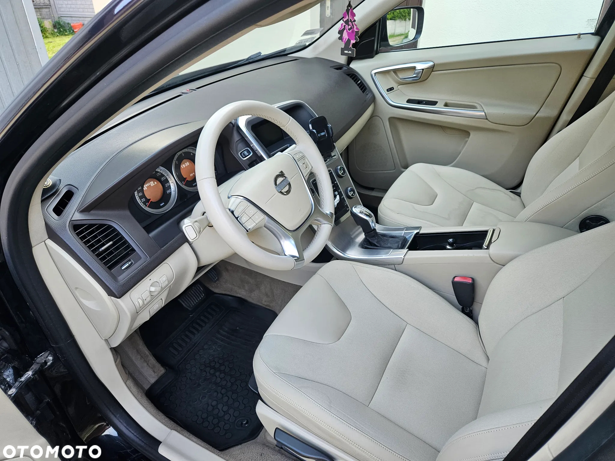 Volvo XC 60 - 13