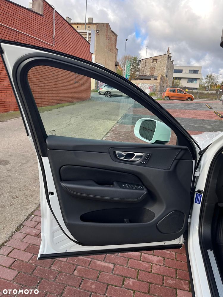 Volvo XC 60 D4 Inscription - 11