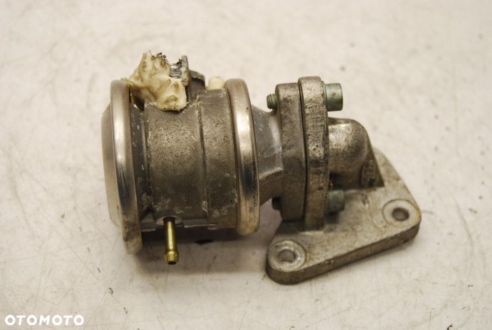 ZAWÓR EGR 078131101N AUDI A4 B6 2.4 V6 BDV A6 C5 - 2