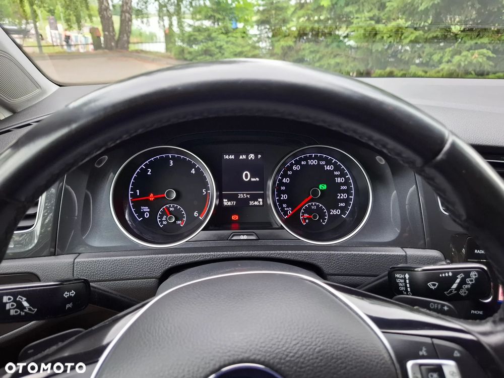 Volkswagen Golf 2.0 TDI R-Line DSG - 21