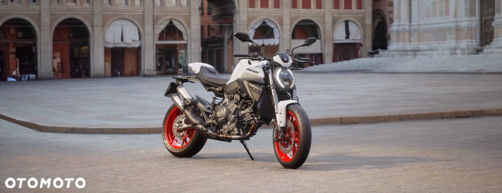 Ducati Monster - 15