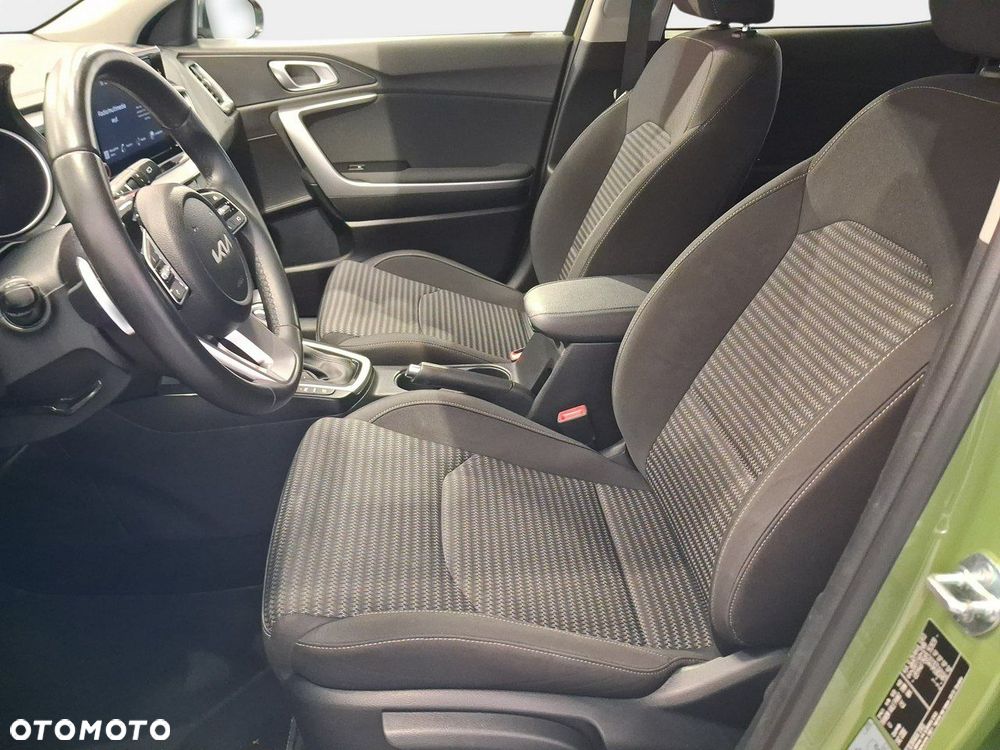Kia XCeed - 14