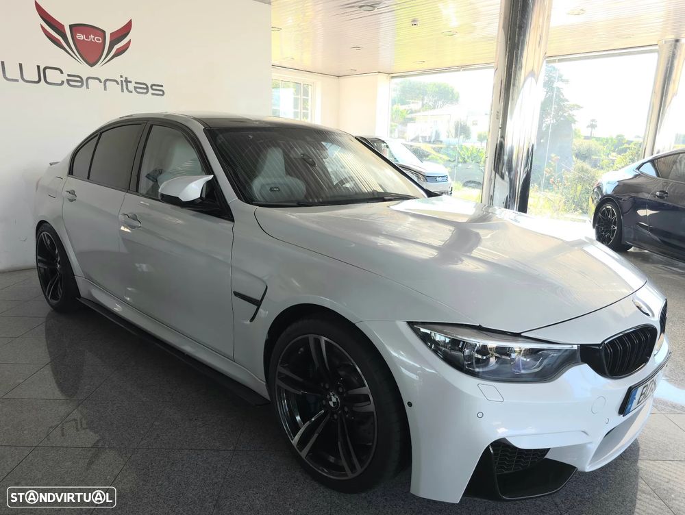BMW M3 Auto — fotografia 3