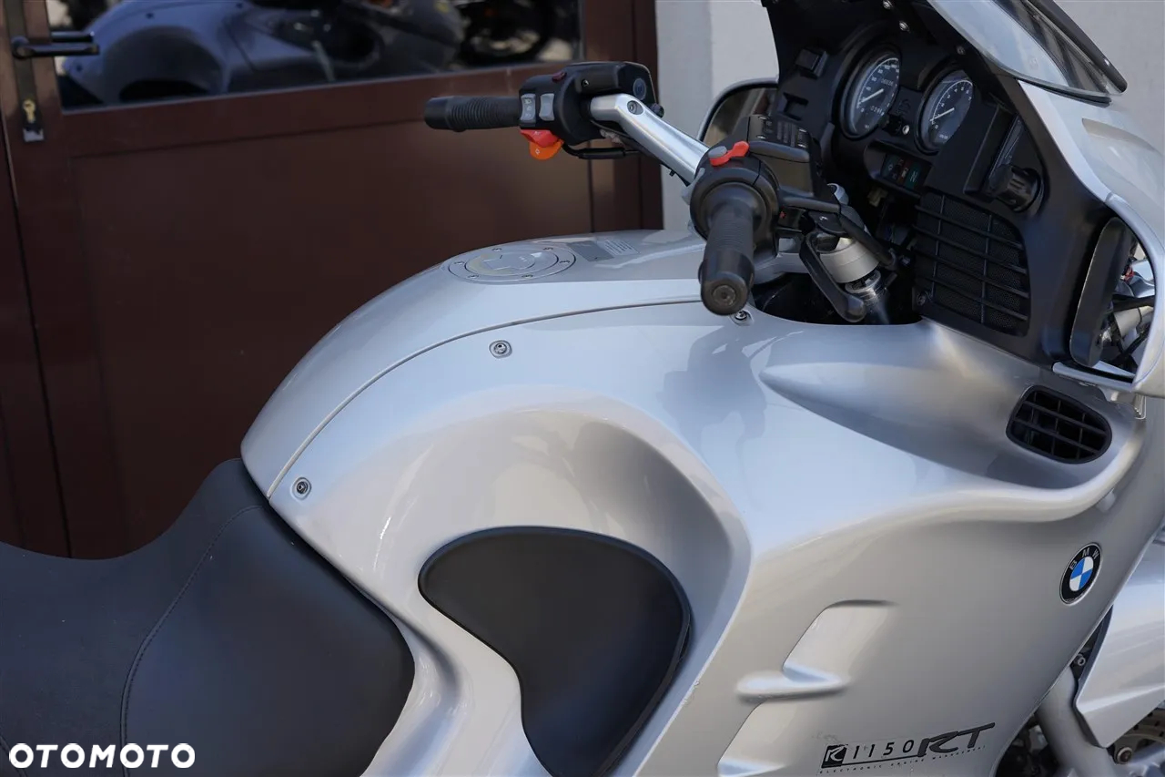 BMW R - 8