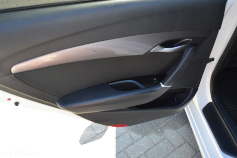 Hyundai i40 1.6 GDI Comfort + - 15