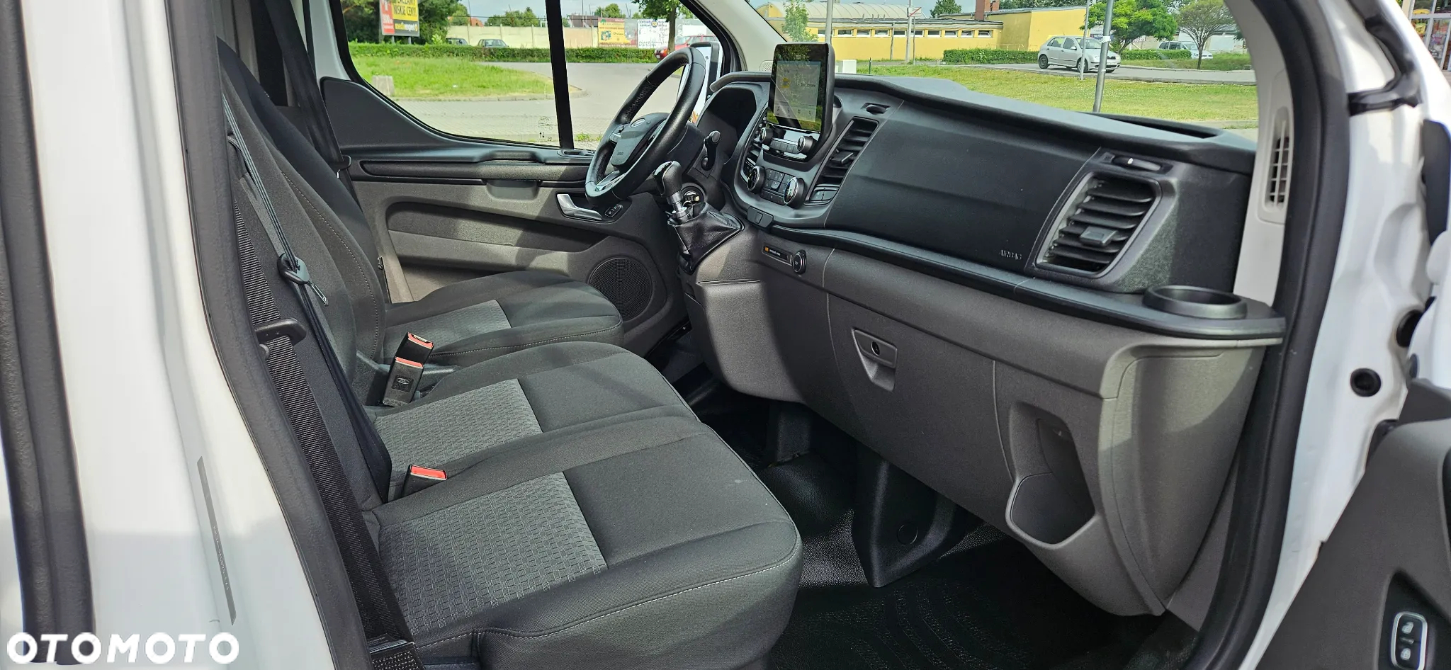 Ford TRANSIT CUSTOM - 5