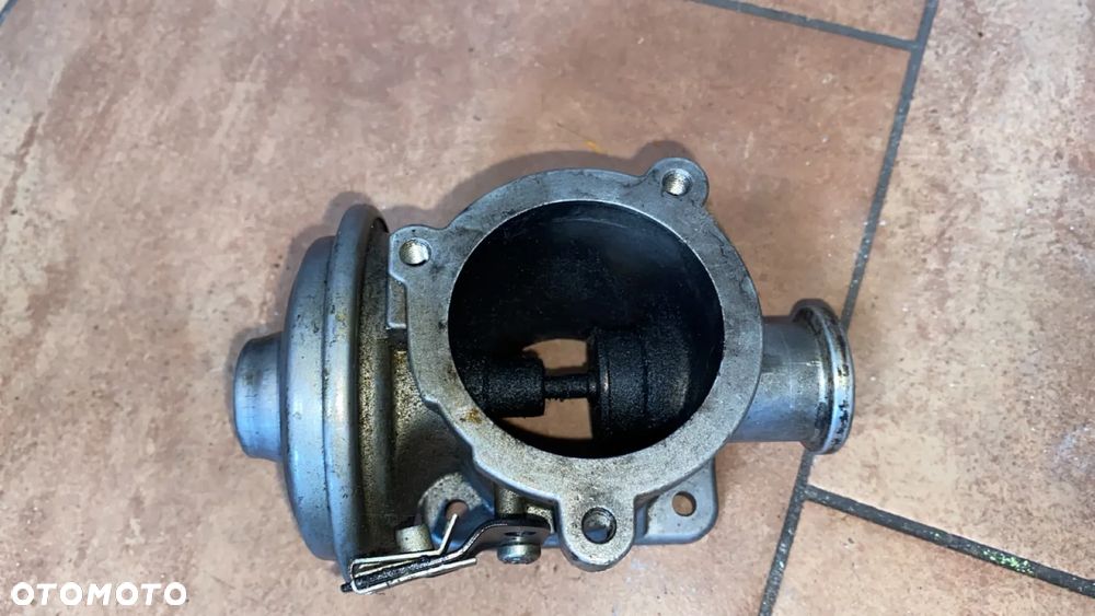 ZAWÓR AGR EGR BMW X3 E83 E90 E91 E92 E93 7793484 - 2