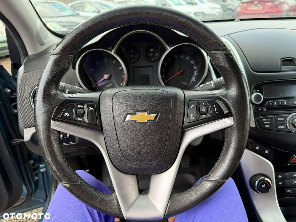 Chevrolet Cruze - 20